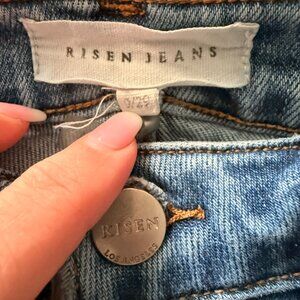 Risen Straight leg jeans Size 9/29
